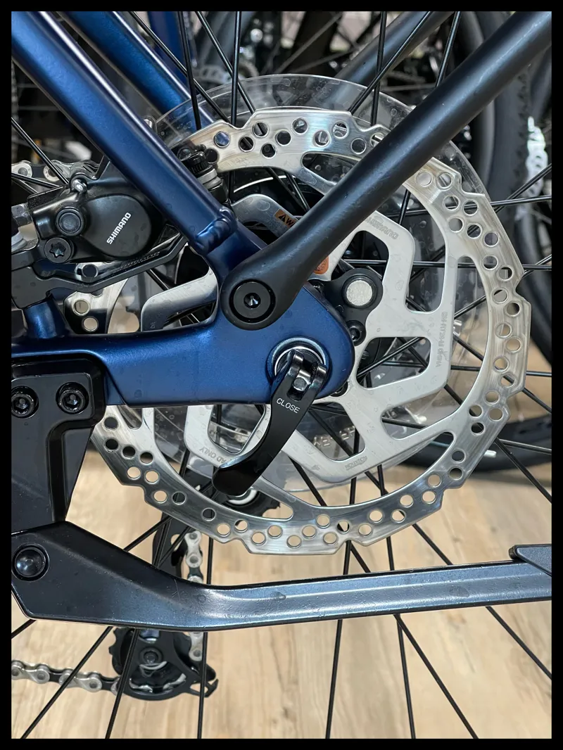 Explore E+ 2 GTS 25km/h Medium Metallic Navy 2021-10