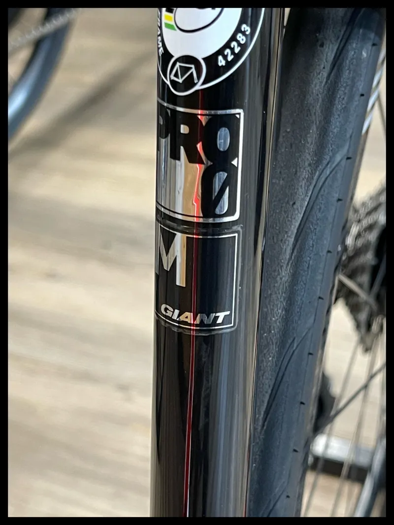 Giant TCR Advanced Pro 0 Disc Medium Carbon Shimano Di2 Ultegra-4