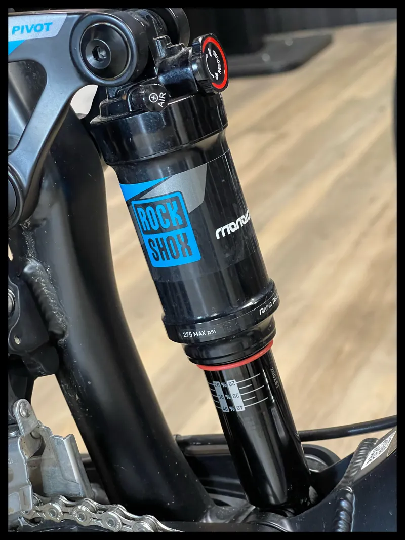 2016 Giant Trance 27.5 3 Medium Black-6