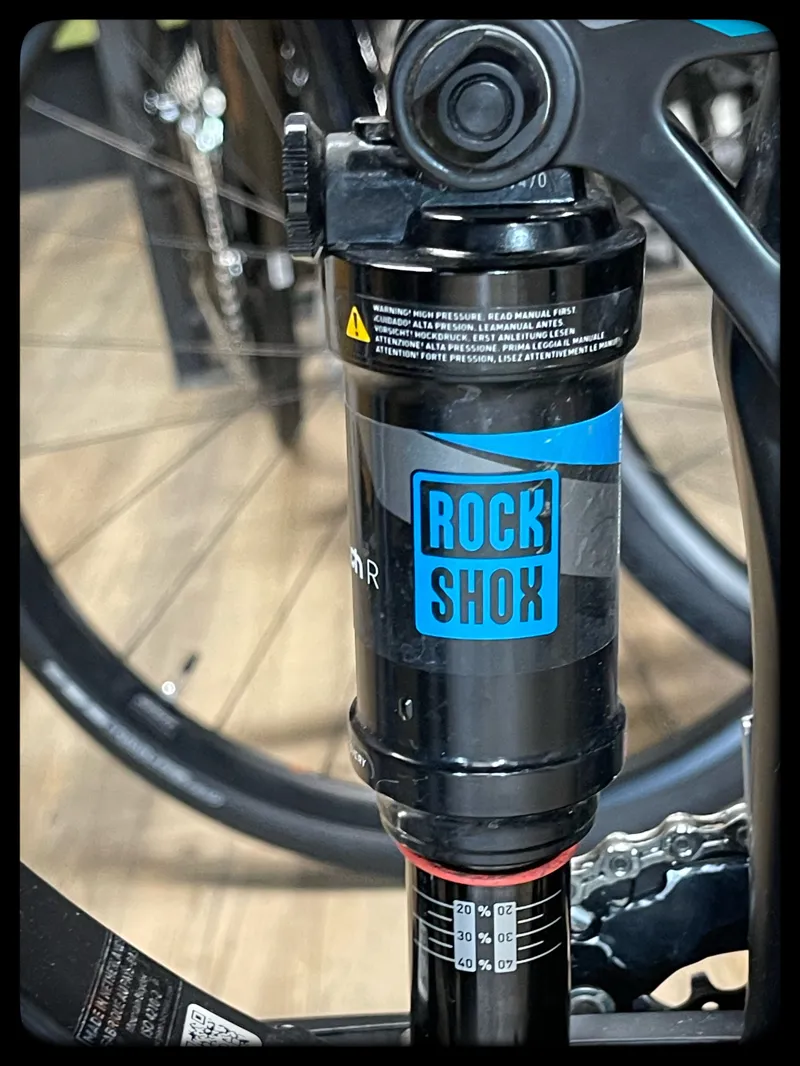 2016 Giant Trance 27.5 3 Medium Black-5