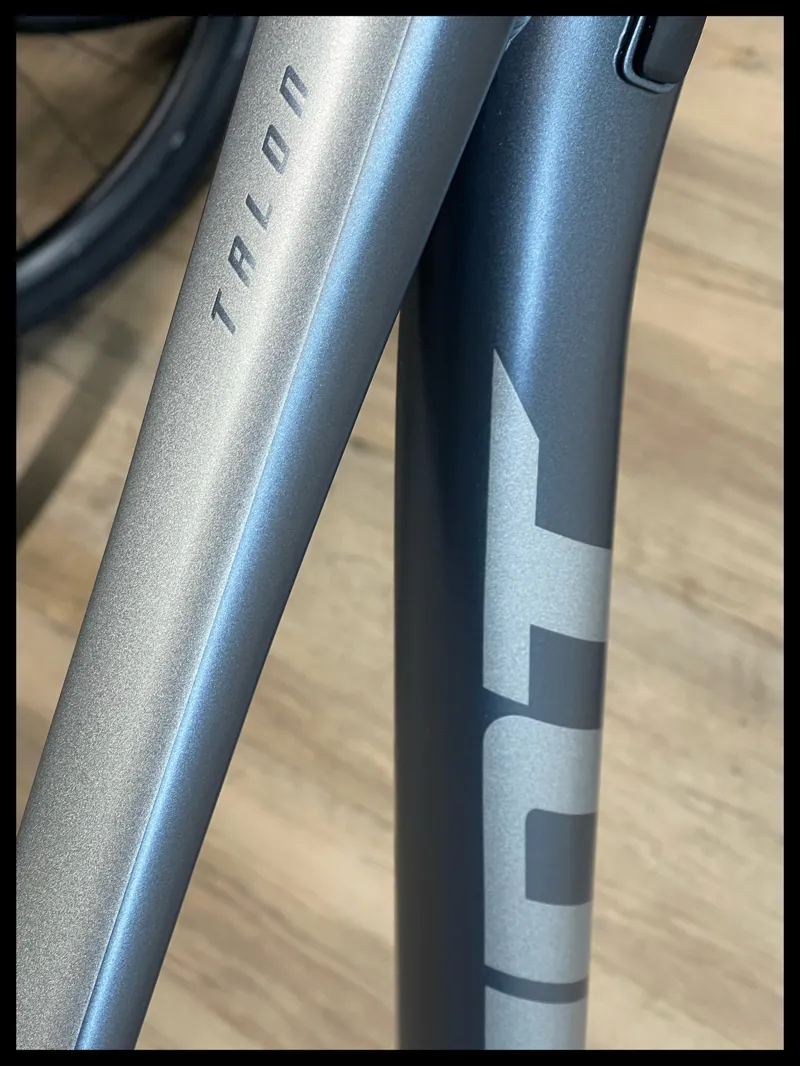 Talon 27.5 2 Disc Small Knight Shield 2022-2