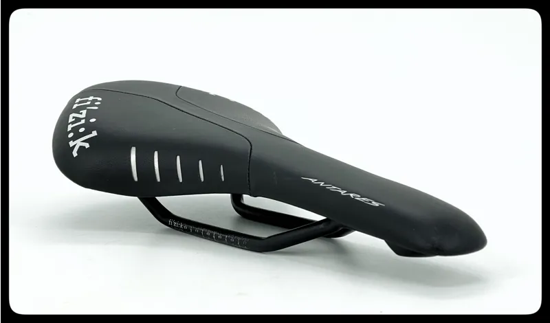 Fizik Antares R7 Mens Alloy Road Saddle 142 mm Black