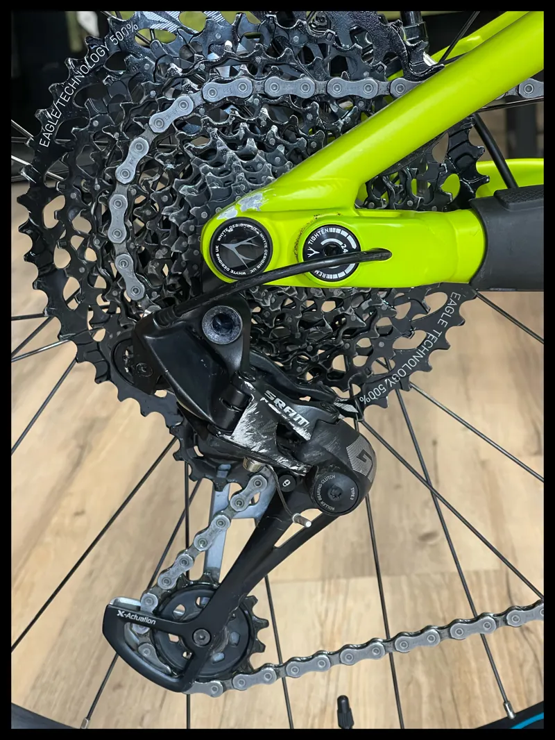 WHYTE T130 C-RS Medium Fluro-Yellow 27.5er-5