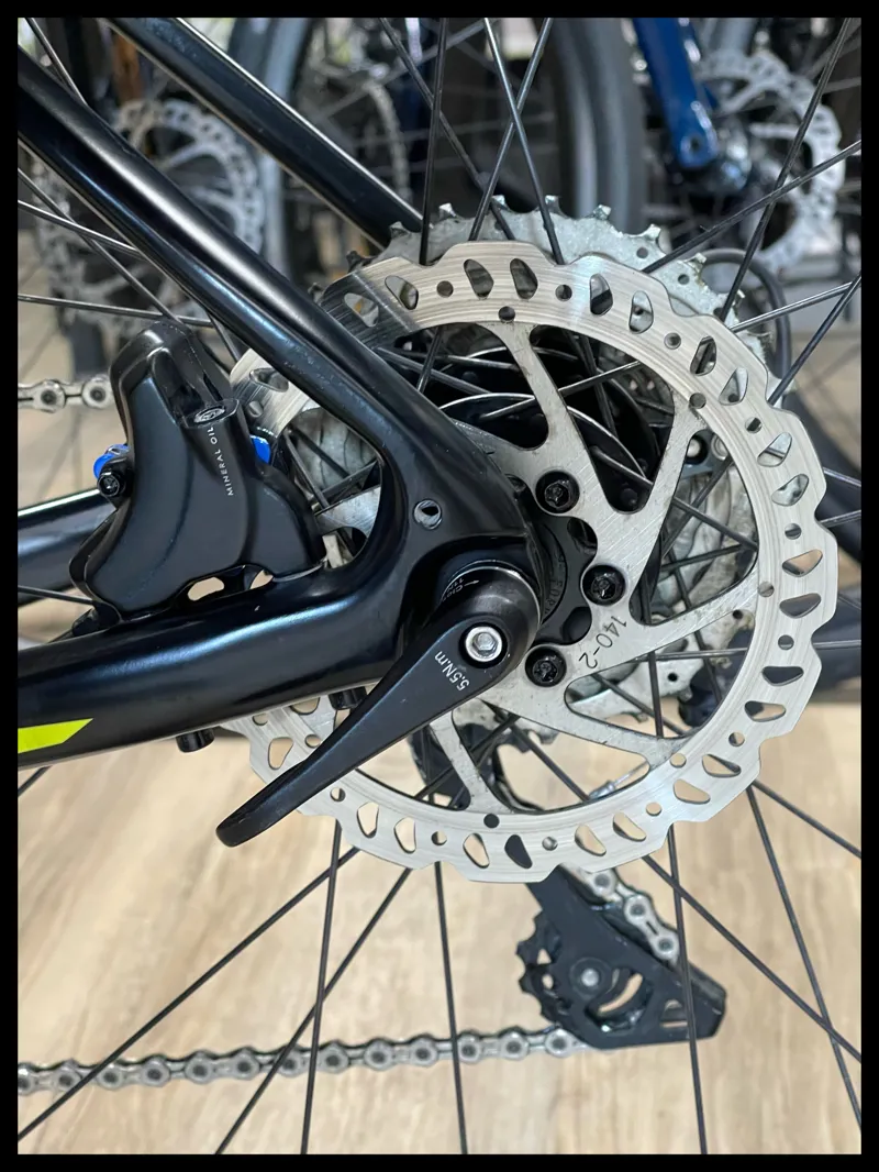 Defy Advanced 1-CDB Medium Carbon 2018-8