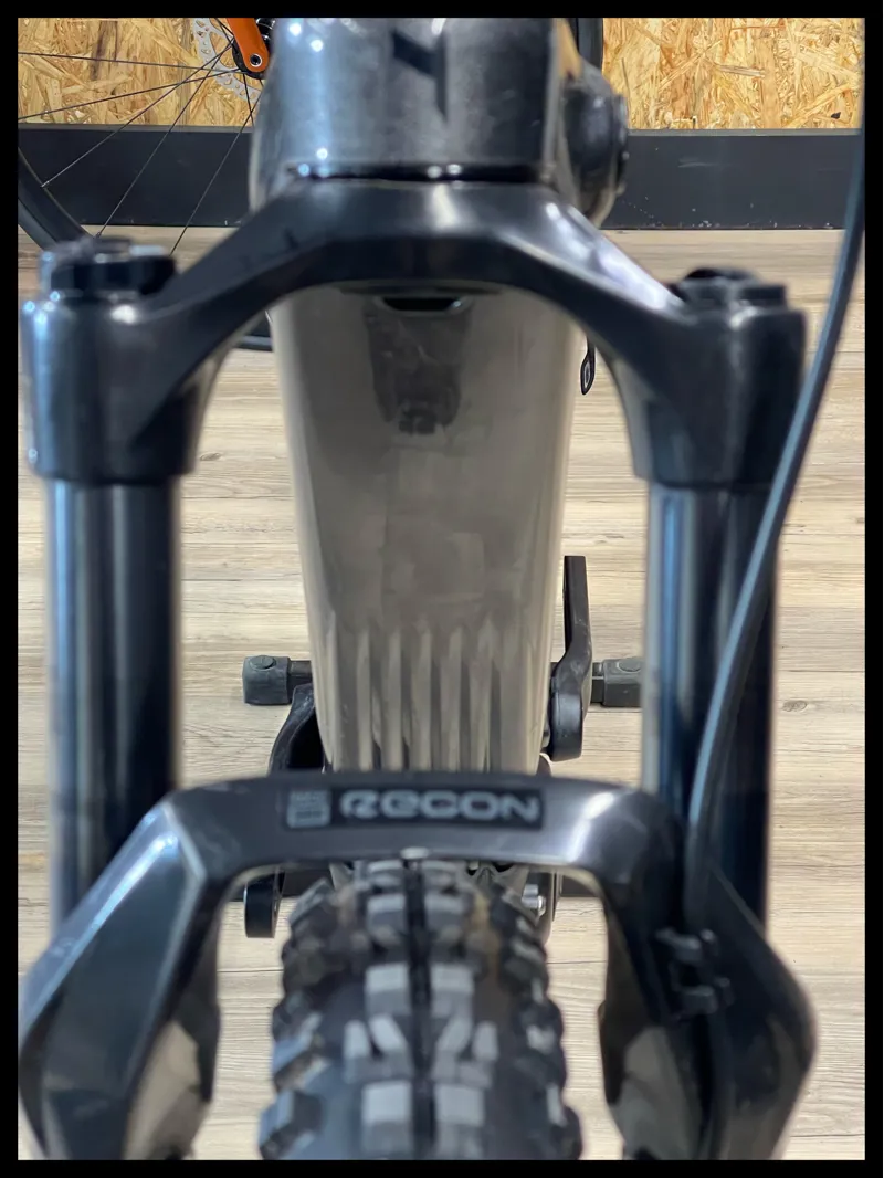 Giant Stance E+ 1 Pro 29er 25km/h Medium Metallic Black 2021-3