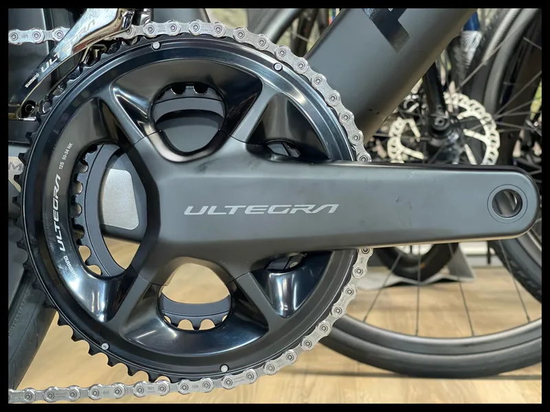 F7 Disc 54.5 cm Ultegra Di2 Razor Black 2023-6