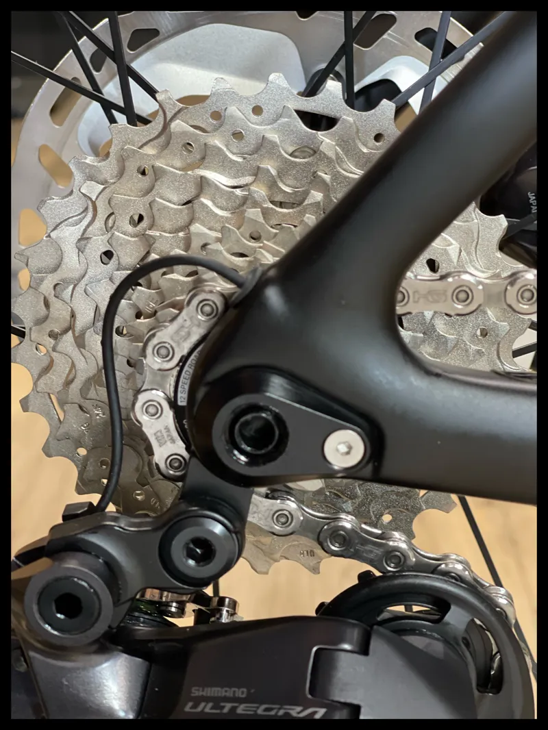 F7 Disc 54.5 cm Ultegra Di2 Razor Black 2023-10