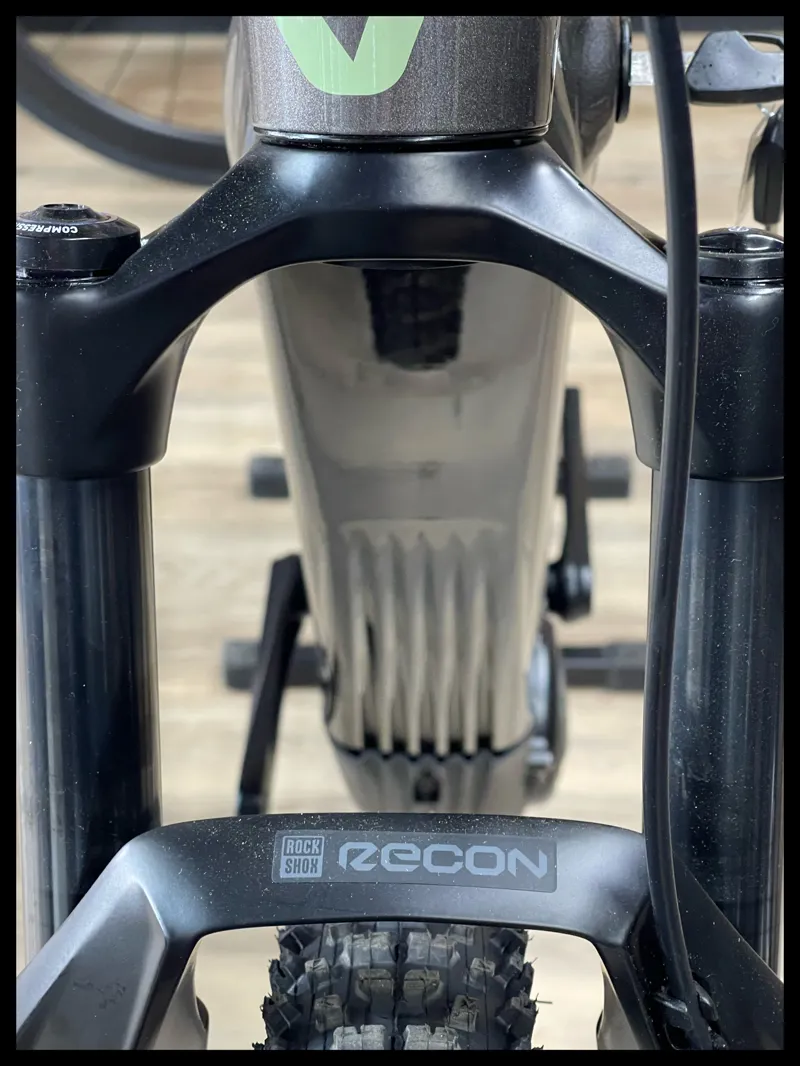 Embolden E+ 1 29er 25km/h Small Metal-3