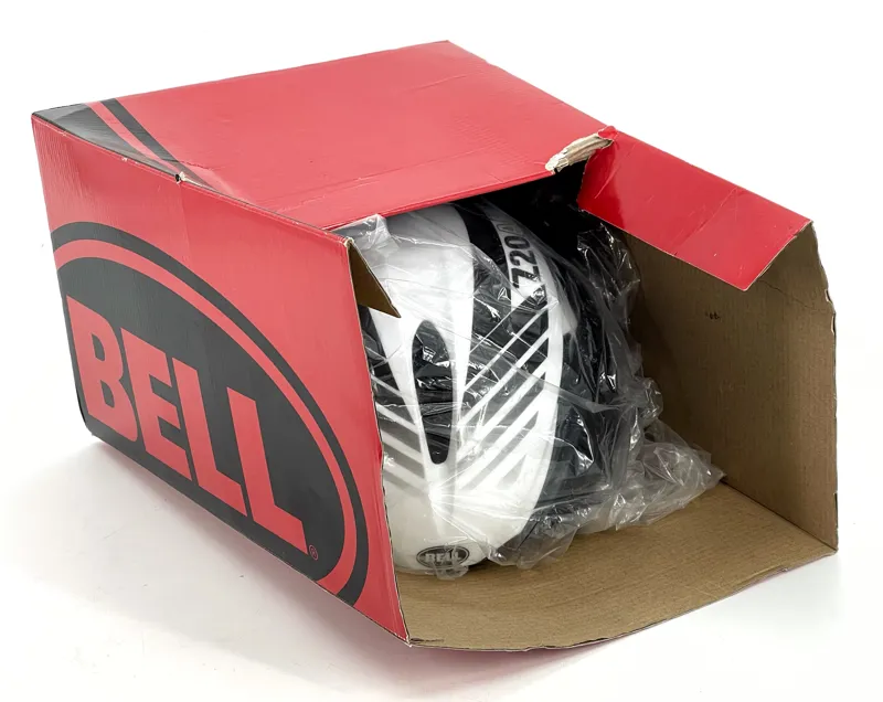 Bell Z20 Aero MIPS Road Helmet  Blower Matte/Gloss Black/White Large-4