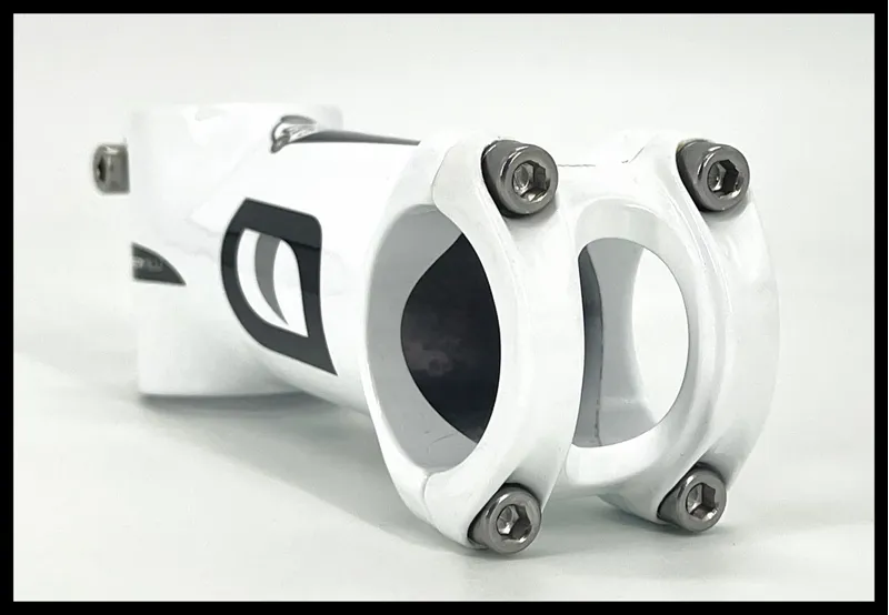 Most  Tiger Alu Stem White 1 1/8 31.8 mm 10.5 CM