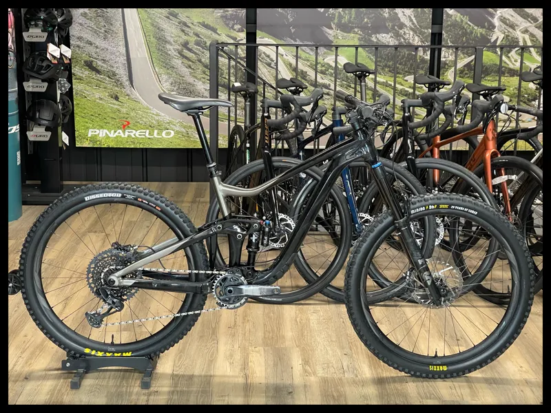 Giant Trance X 1 Medium Black 2022