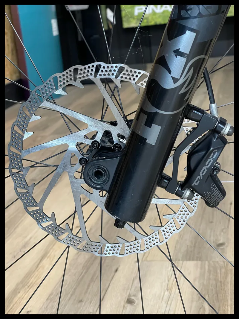 Giant Trance X 1 Medium Black 2022-8