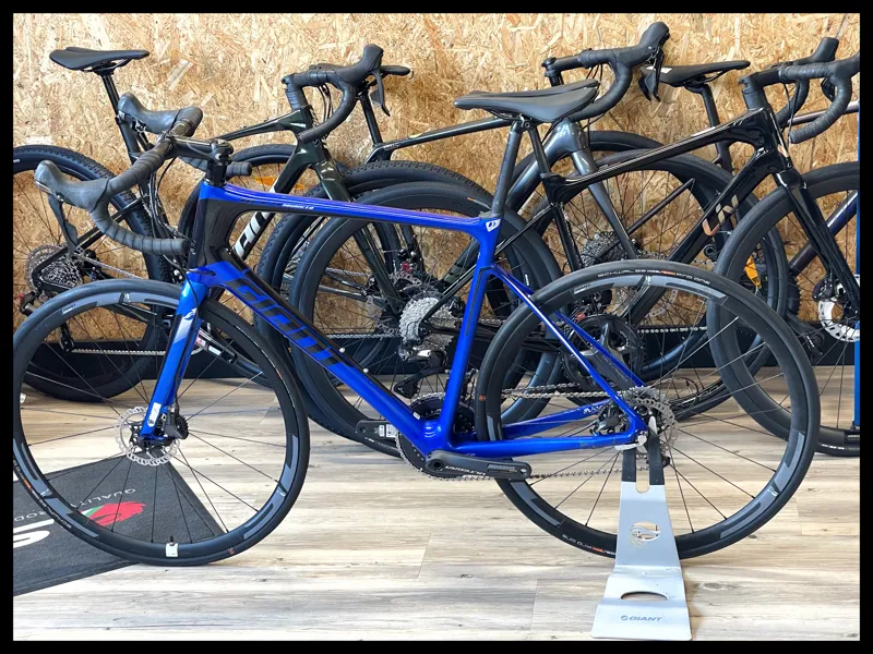 Giant Defy Advanced Pro 2 L Blue-1