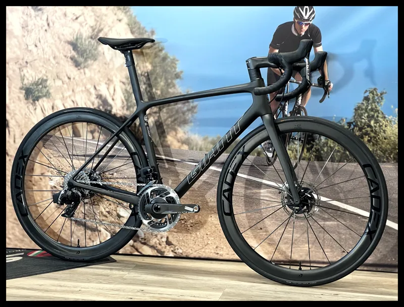 Giant TCR Adv SL 0 Medium Carbon Black