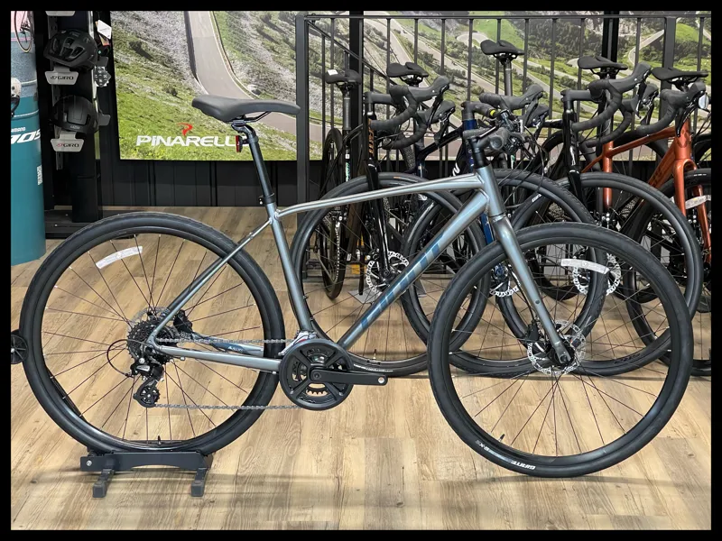 Giant Escape 2 Disc Medium Charcoal 2020