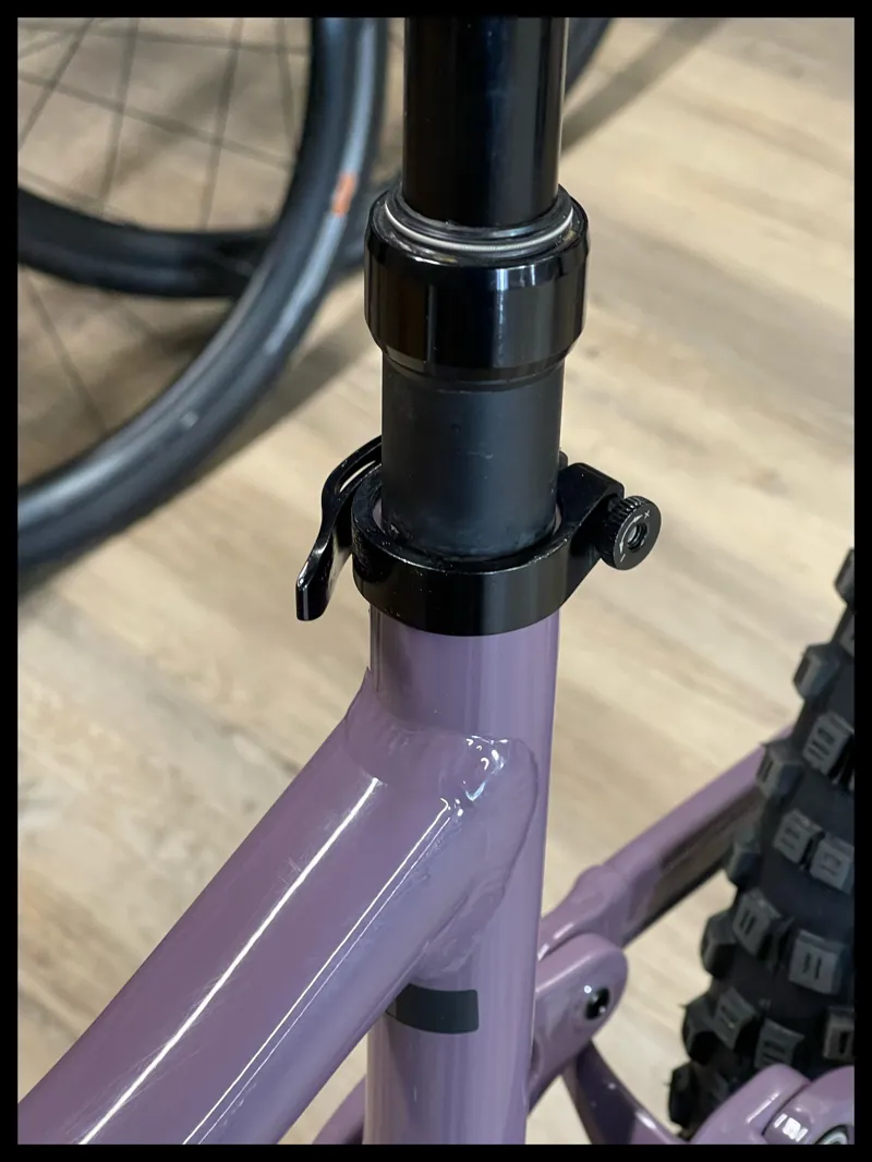 Liv Intrigue Medium Eucalyptus 2022-1