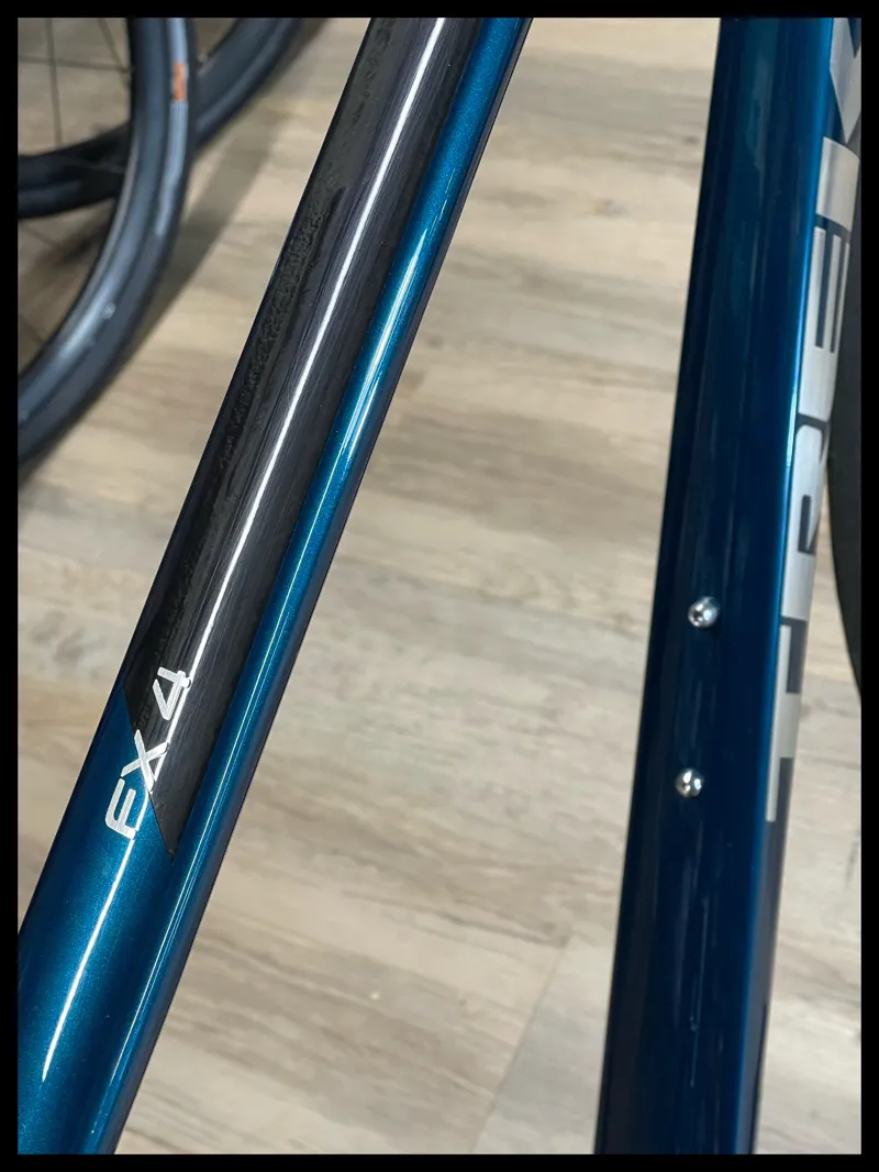 Trek FX4 Medium Mens Hybrid Blue-2