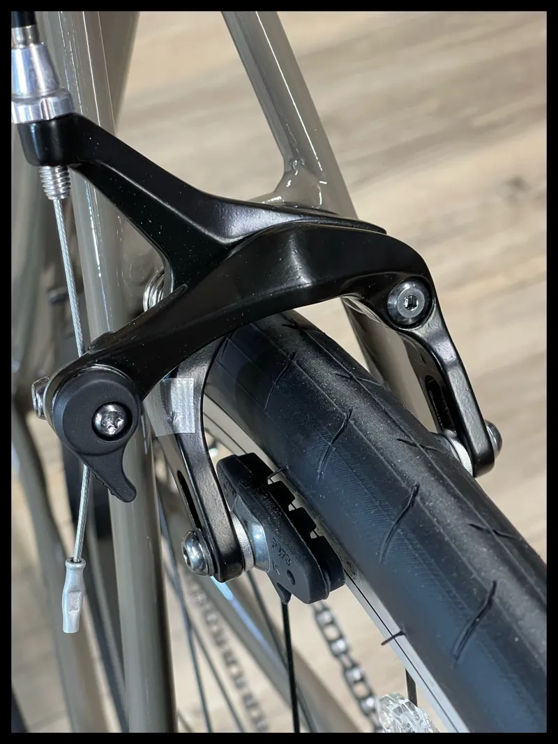 Avail 2 Medium Lunar Rock Hybrid 2022-9