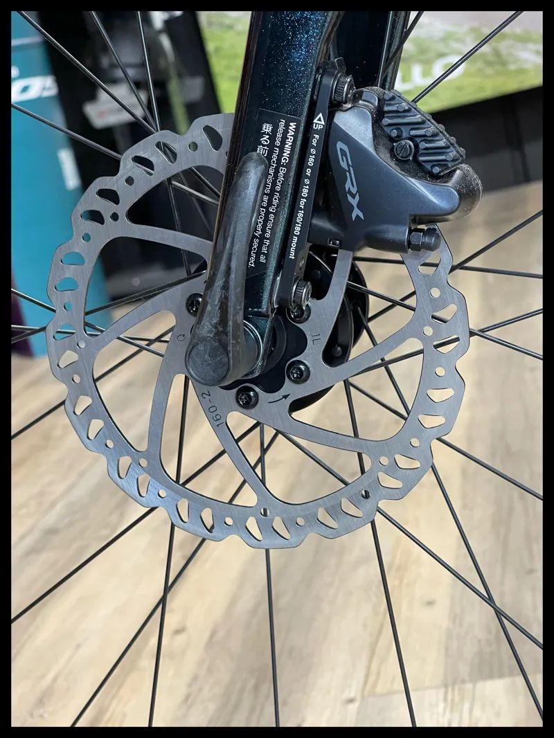 Revolt Advanced 2 Medium Starry Night 2022-7