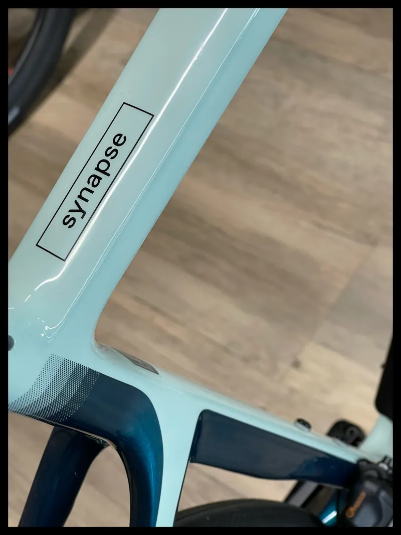 Cannondale Synapse Carbon 2 RLE Road Bike in Mint-4