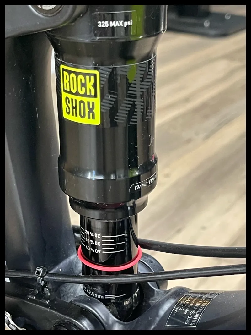 Giant Anthem Small 27.5 Black/Green-11