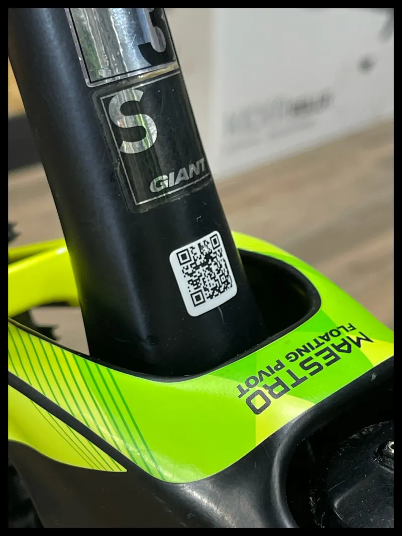 Giant Anthem Small 27.5 Black/Green-10