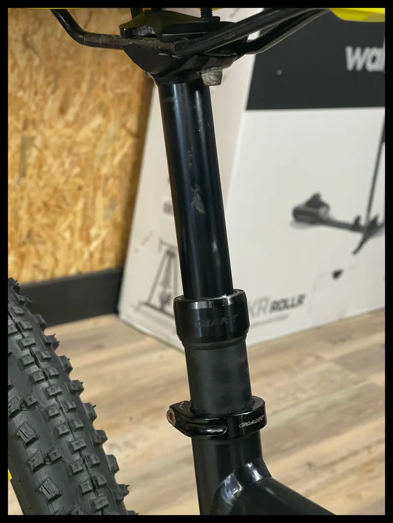 Giant Anthem Small 27.5 Black/Green-9