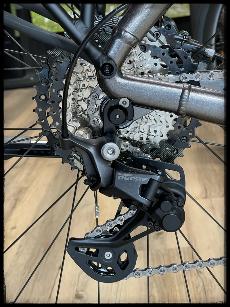 Giant DailyTour E+ 2D GTS Disc 25km/h X-Large Space Grey 2022-5