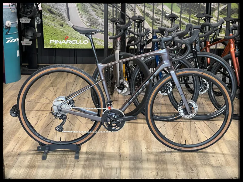 Revolt Advanced Pro  Medium Orion Nebula 2023