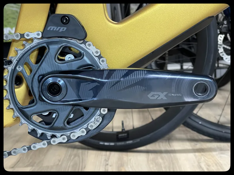 Santa Cruz Bronson Custom Build Medium Paydirt Gold-8