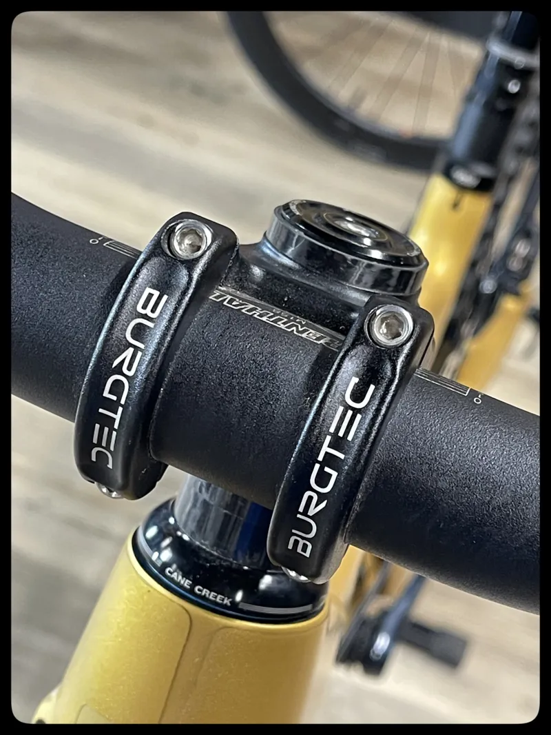 Santa Cruz Bronson Custom Build Medium Paydirt Gold-9