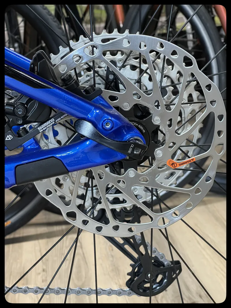 Giant Stance E+ 1 Electric Trail Bike in Sapphire-8