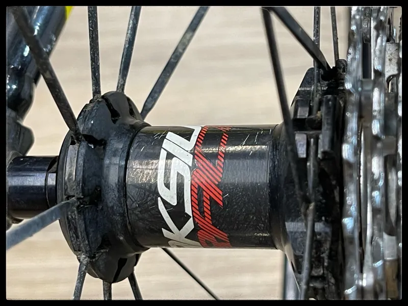 Giant Giant Defy Aluxx M-Large Yellow White 2010 -10