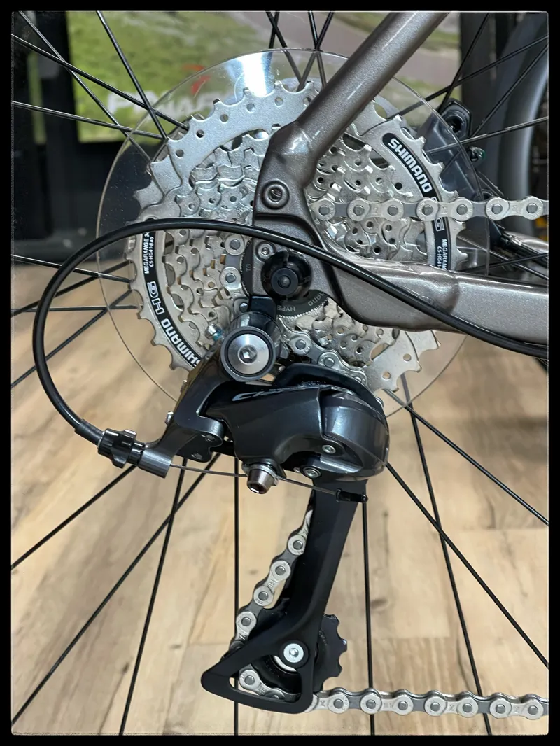 Giant FastRoad SL 3 Medium-Large Brown 2021-4