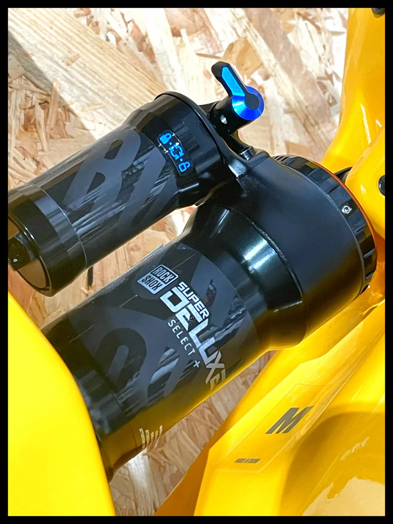 Santa Cruz 5010 C Frame 2022 Medium Golden Yellow and Black-2