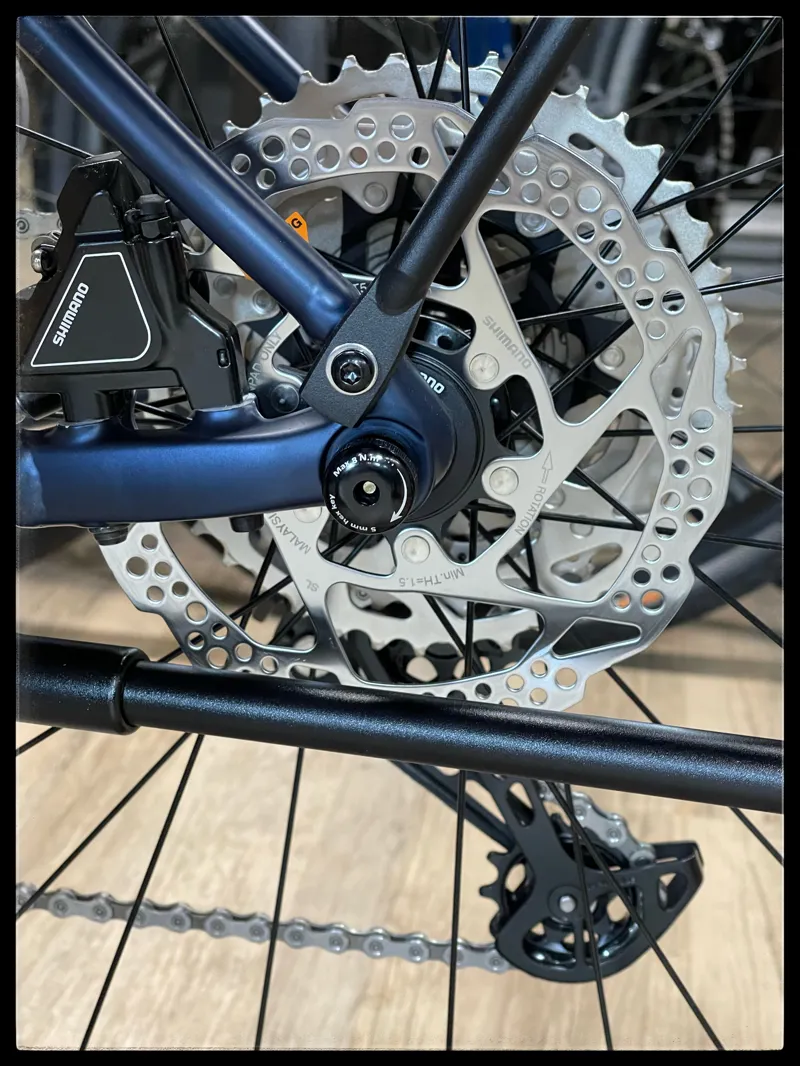 Pinarello Nytro Urbanist Medium Blue Steel 2023-6