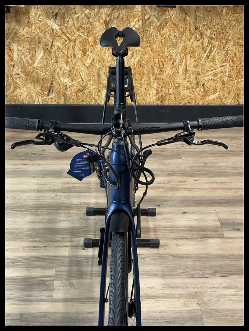 Pinarello Nytro Urbanist Medium Blue Steel 2023-4