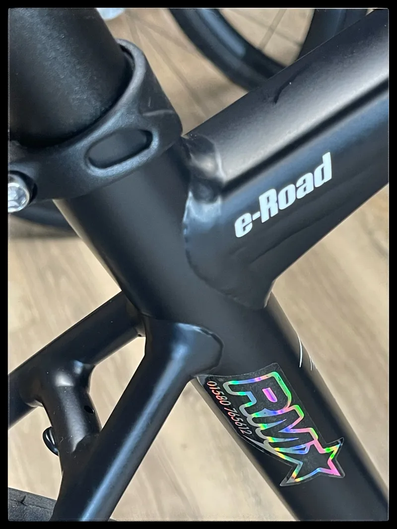 Pinarello Nytro Roadstar Medium Matt Black 2023-3