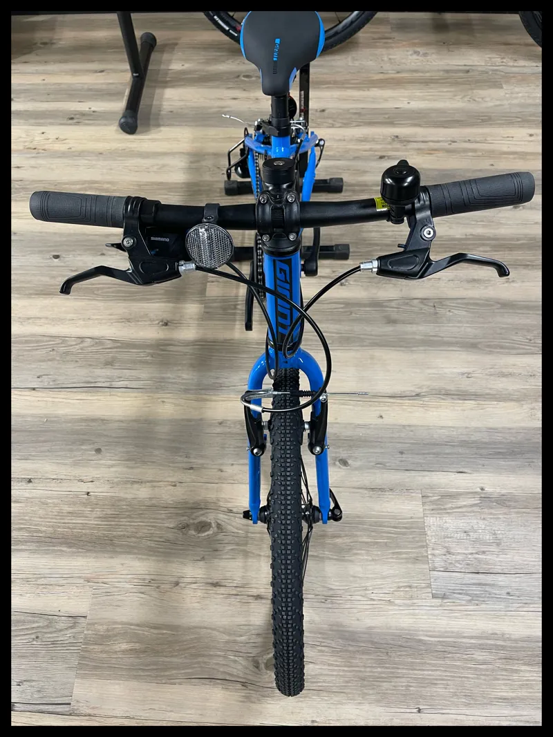 Gaint ARX 20 Blue 8 Speed-7