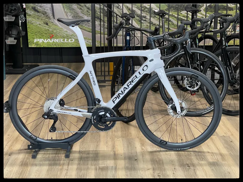 Nytro 53 cm Ultegra Di2 2x12 Disc Brake White