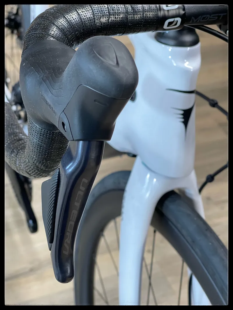 Nytro 53 cm Ultegra Di2 2x12 Disc Brake White-3