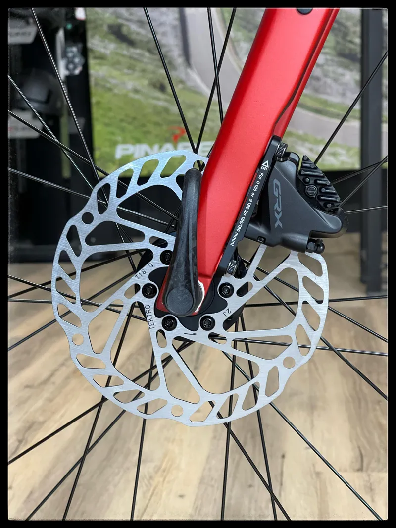 Giant Revolt 1 X-Large Grenadine 2022 -7