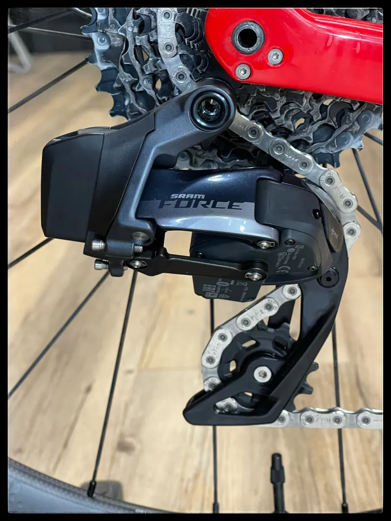 Trek Domane SLR7 2020 56 cm Red Road Bike-7