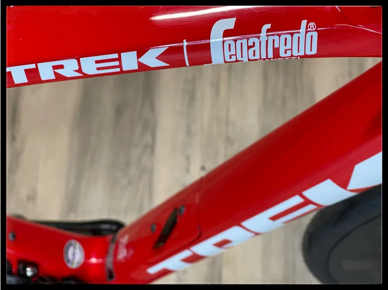 Trek Domane SLR7 2020 56 cm Red Road Bike-4