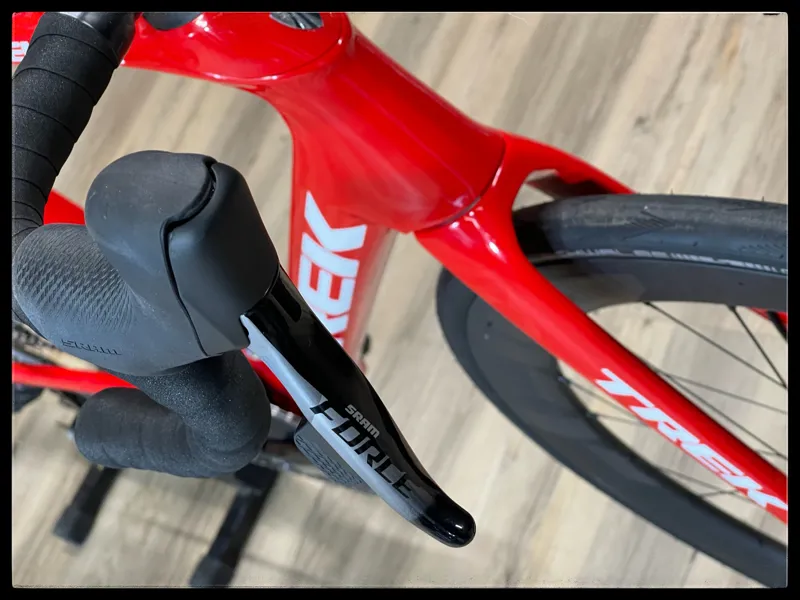 Trek Domane SLR7 2020 56 cm Red Road Bike-11