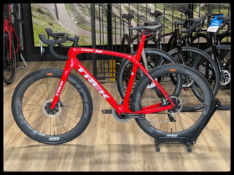 Trek Domane SLR7 2020 56 cm Red Road Bike-1