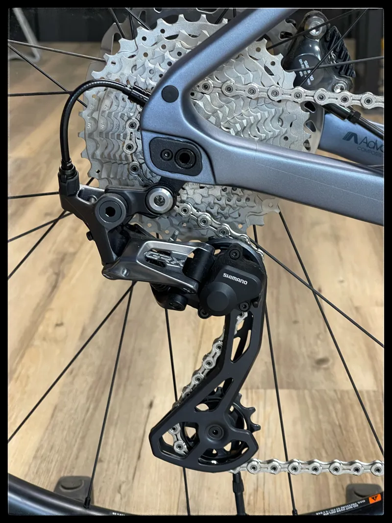 Giant Revolt Advanced 0 Large Knight Shield 2022-5