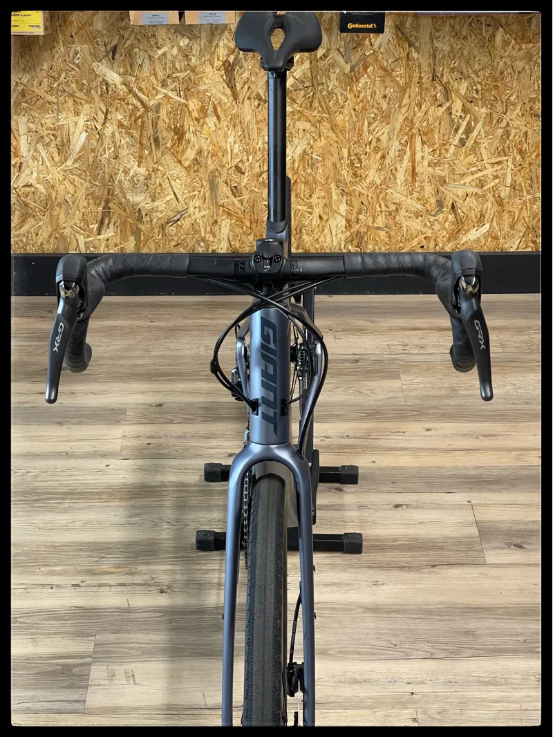 Giant Revolt Advanced 0 Large Knight Shield 2022-2