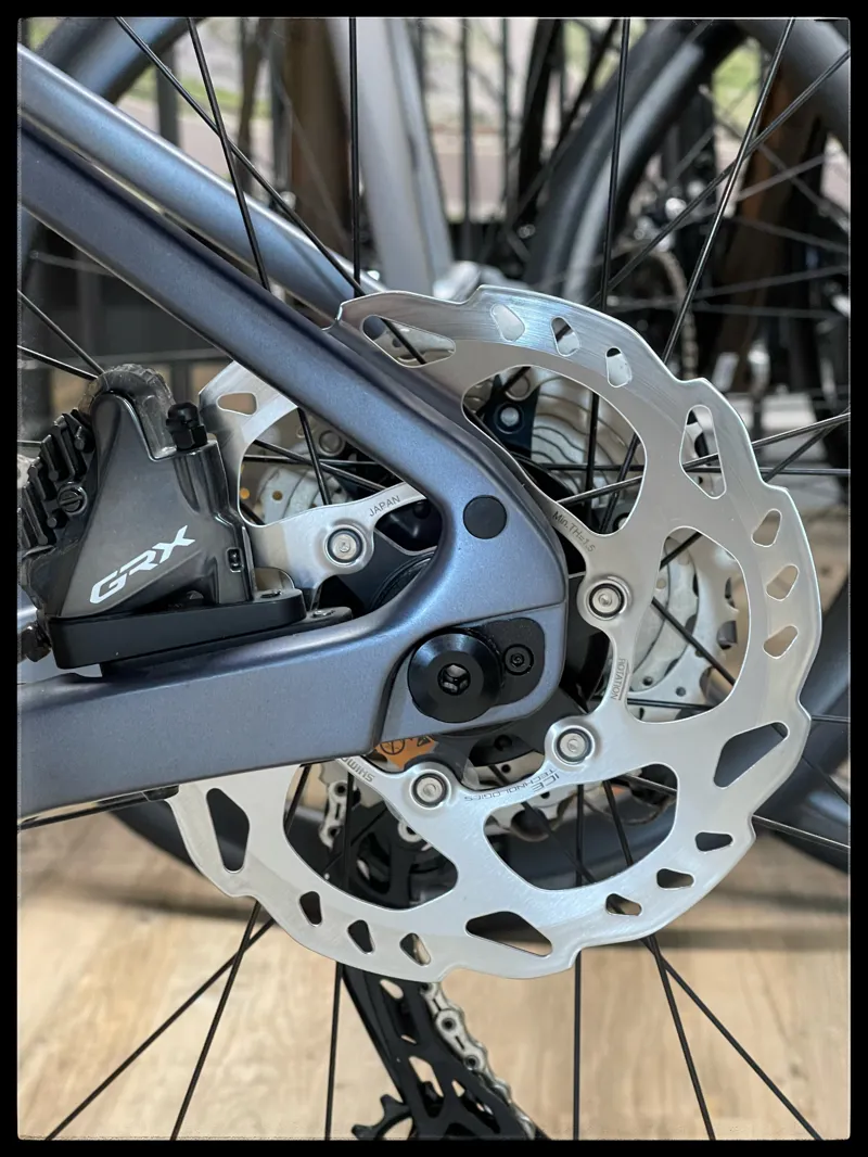 Giant Revolt Advanced 0 Large Knight Shield 2022-10