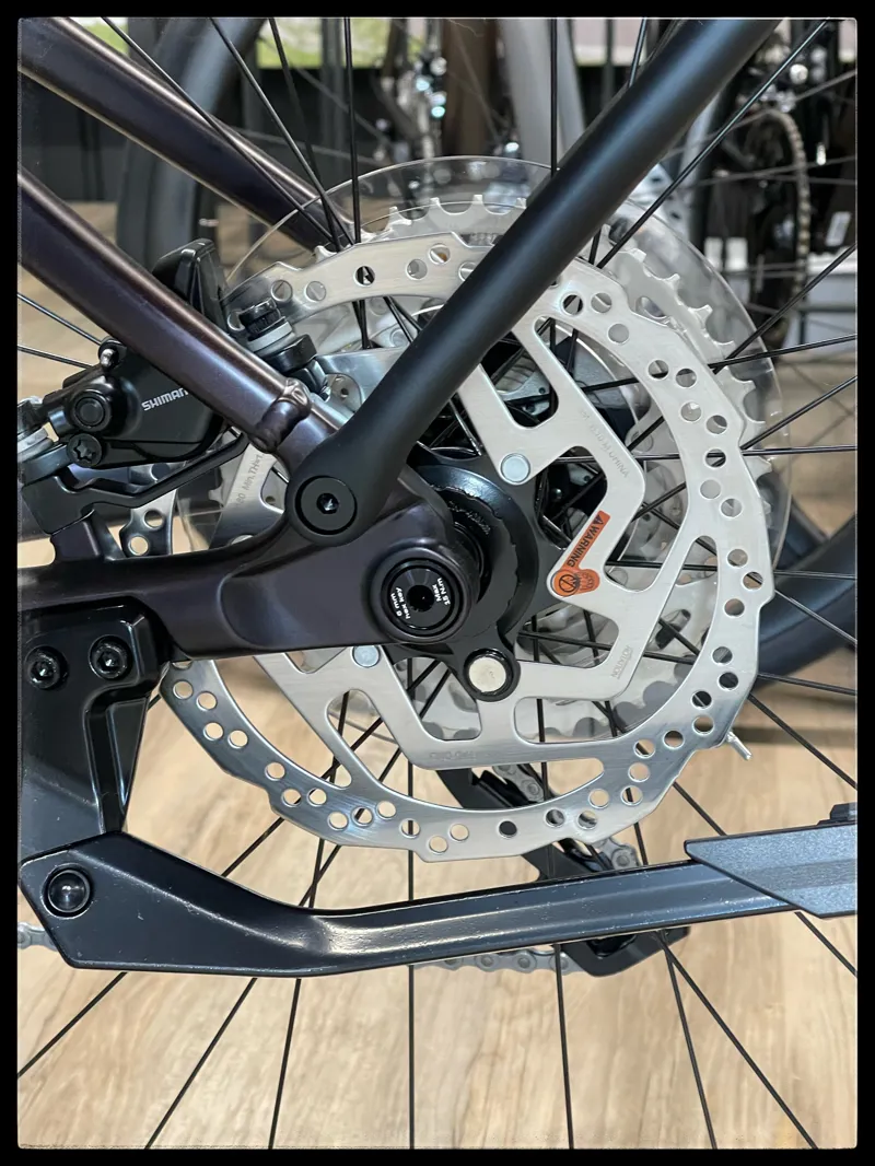 2021 Giant Explore E+ 1 Pro Stagger Frame Electric Bike in Purple-9